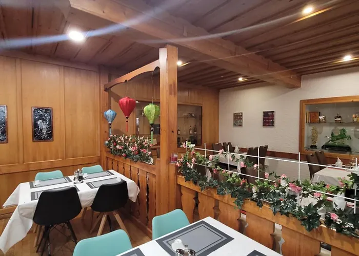 Dinh Residence